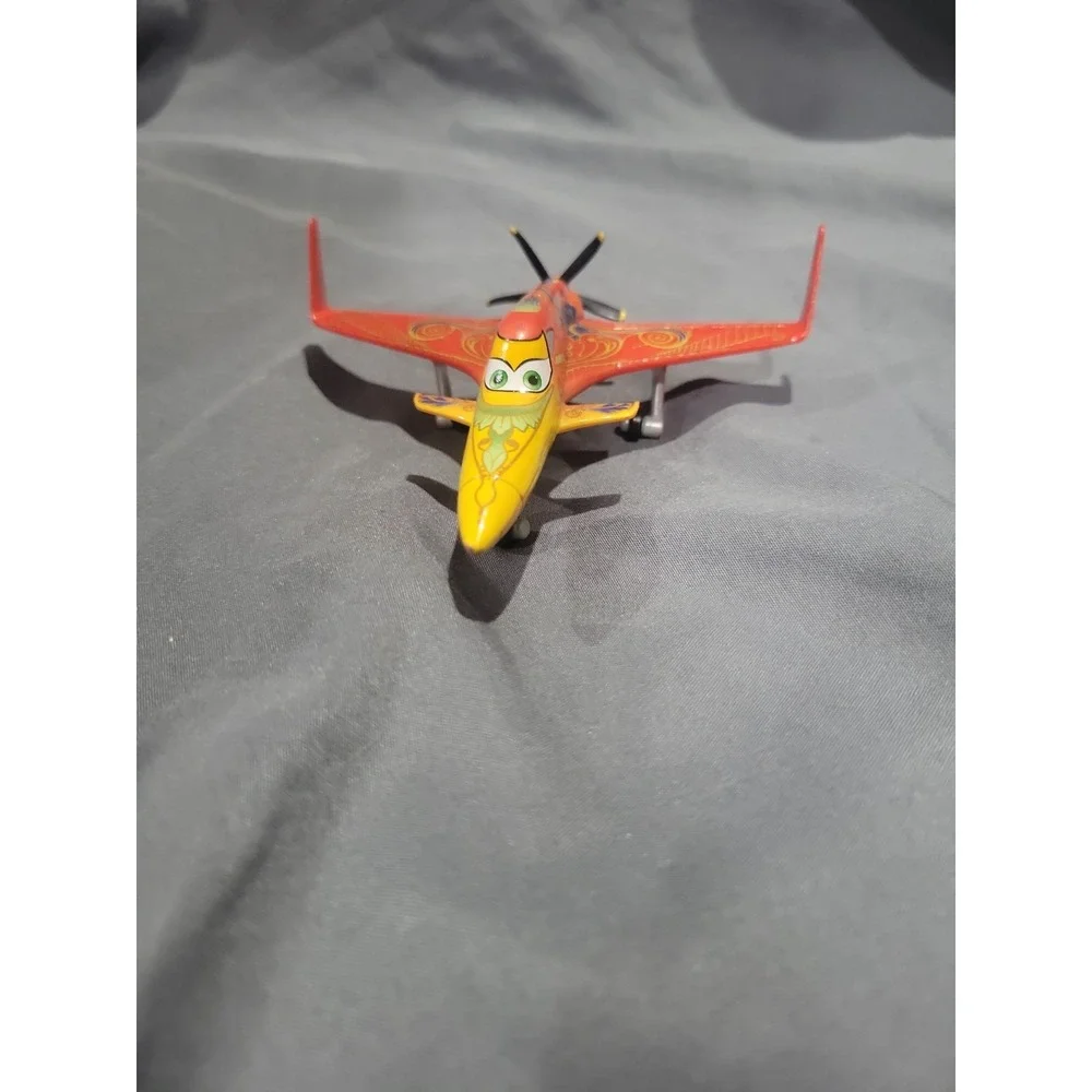 Disney Planes Ishani 2013 1:55 Diecast Plane Pixar Cars Mattel Aircraft